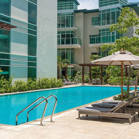 Aruga Apartments By Rockwell Makati San Pedro Makati Eksteriør billede